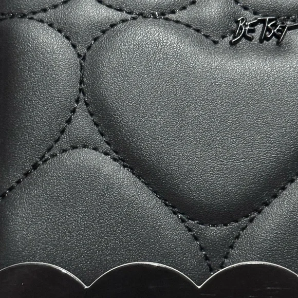 Betsey Johnson Quilted Black Heart Wallet - Picture 5 of 6